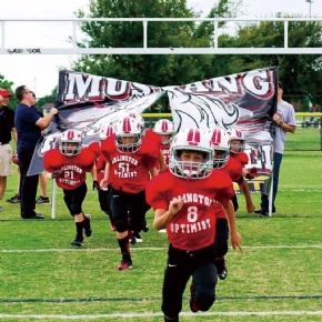 Reusable Custom Breakaway Banner With Velcro Fastener Split Run Through Sign for Football Team Entrance Gate